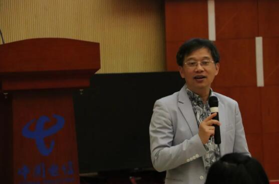 清晖讲师骆庆中